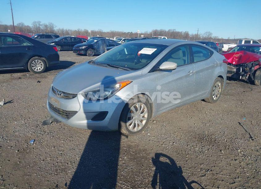 Photo 2 of 2012 Hyundai Elantra GLS (VIN 5NPDH4AE9CH090400)