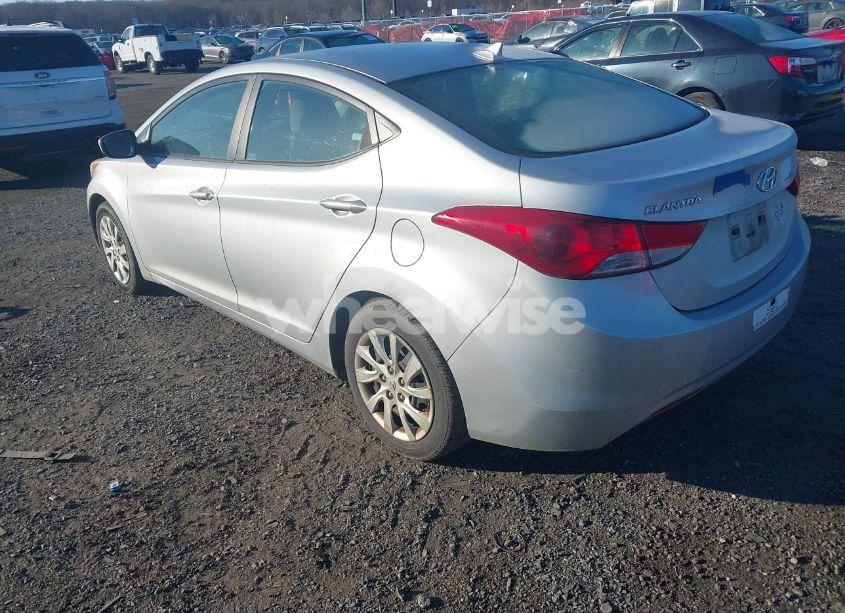 Photo 3 of 2012 Hyundai Elantra GLS (VIN 5NPDH4AE9CH090400)