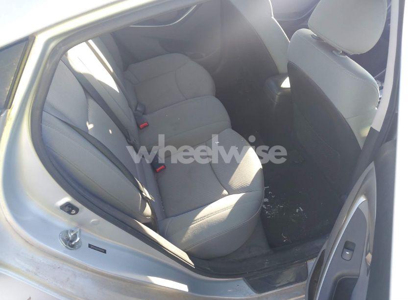 Photo 8 of 2012 Hyundai Elantra GLS (VIN 5NPDH4AE9CH090400)