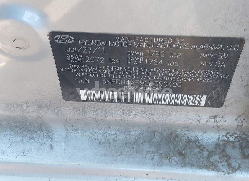 Photo 9 of 2012 Hyundai Elantra GLS (VIN 5NPDH4AE9CH090400)