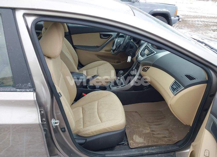 Photo 5 of 2012 Hyundai Elantra GLS (VIN 5NPDH4AE9CH113612)