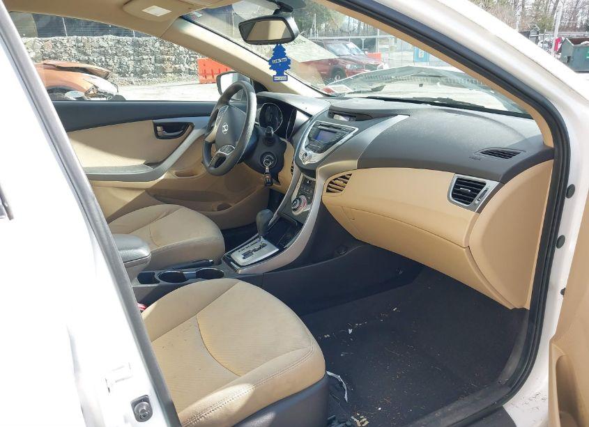 Photo 5 of 2012 Hyundai Elantra GLS (VIN 5NPDH4AE9CH136551)