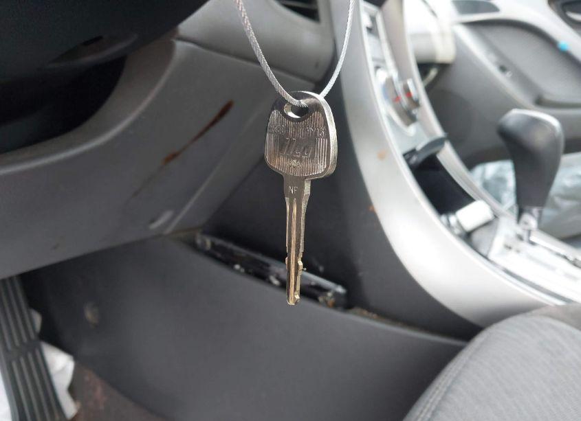 Photo 11 of 2012 Hyundai Elantra GLS (VIN 5NPDH4AE9CH140454)