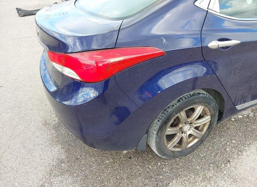 Photo 13 of 2012 Hyundai Elantra GLS (VIN 5NPDH4AE9CH140454)