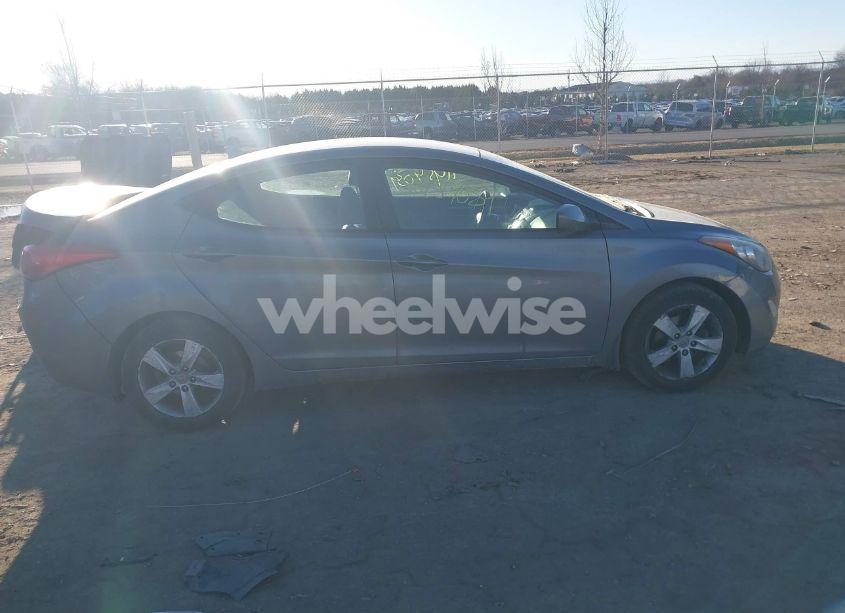 Photo 13 of 2013 Hyundai Elantra GLS (VIN 5NPDH4AE9DH162021)