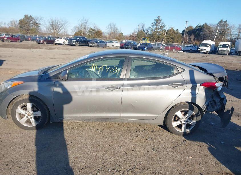 Photo 14 of 2013 Hyundai Elantra GLS (VIN 5NPDH4AE9DH162021)