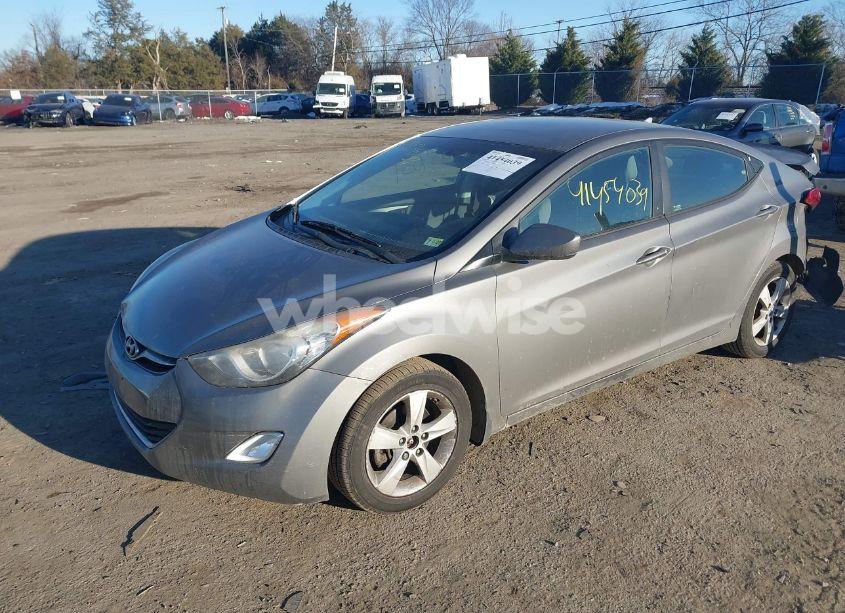 Photo 2 of 2013 Hyundai Elantra GLS (VIN 5NPDH4AE9DH162021)