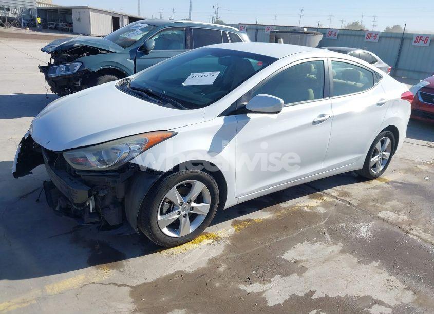 Photo 2 of 2013 Hyundai Elantra GLS (VIN 5NPDH4AE9DH166599)