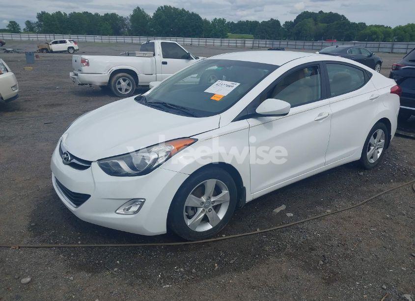 Photo 2 of 2013 Hyundai Elantra GLS (VIN 5NPDH4AE9DH167994)