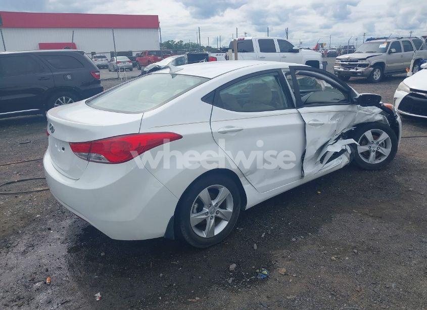 Photo 4 of 2013 Hyundai Elantra GLS (VIN 5NPDH4AE9DH167994)