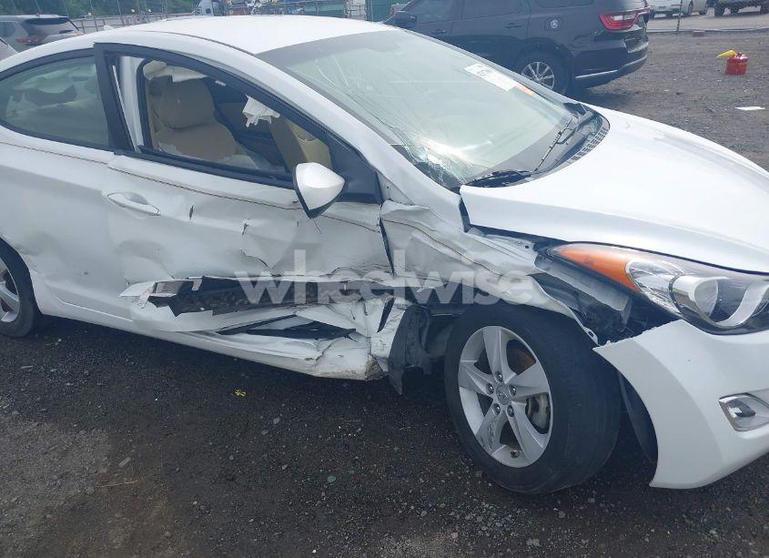 Photo 6 of 2013 Hyundai Elantra GLS (VIN 5NPDH4AE9DH167994)