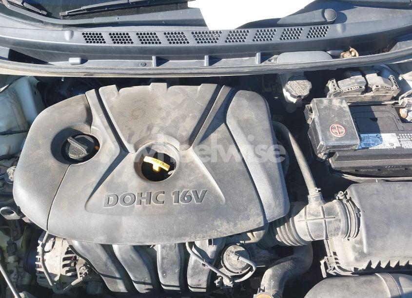 Photo 10 of 2013 Hyundai Elantra GLS (VIN 5NPDH4AE9DH172175)