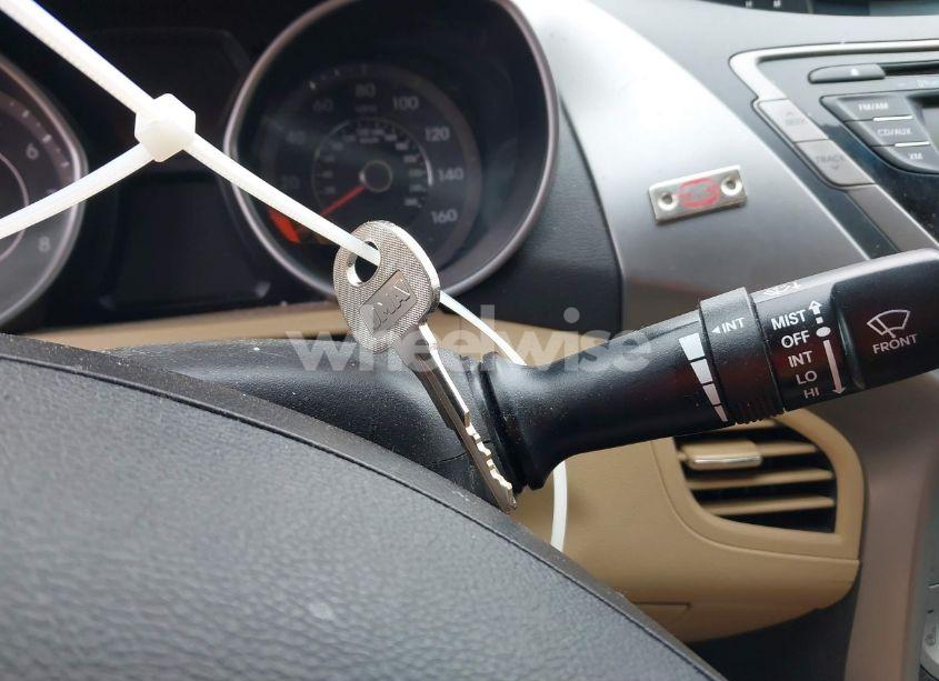 Photo 11 of 2013 Hyundai Elantra GLS (VIN 5NPDH4AE9DH172175)