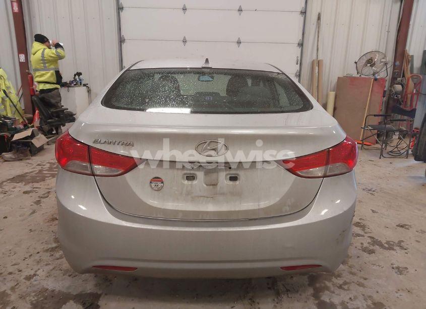 Photo 16 of 2013 Hyundai Elantra GLS (VIN 5NPDH4AE9DH177179)