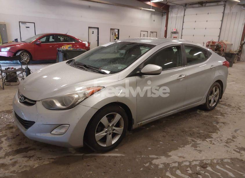 Photo 2 of 2013 Hyundai Elantra GLS (VIN 5NPDH4AE9DH177179)