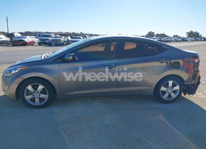 Photo 14 of 2013 Hyundai Elantra GLS (VIN 5NPDH4AE9DH194564)