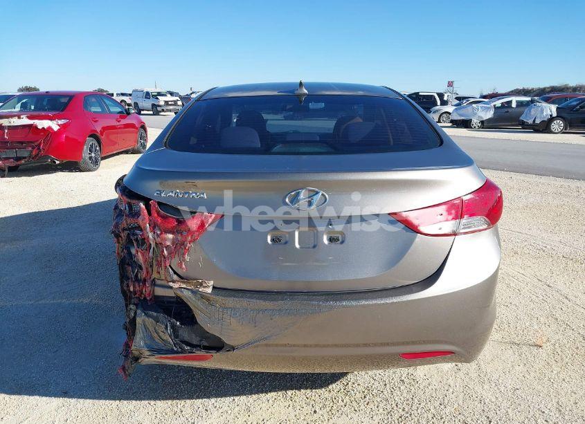 Photo 16 of 2013 Hyundai Elantra GLS (VIN 5NPDH4AE9DH194564)