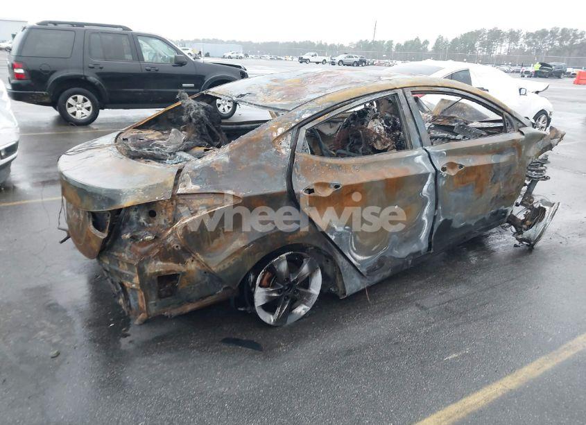 Photo 4 of 2013 Hyundai Elantra GLS (VIN 5NPDH4AE9DH199246)