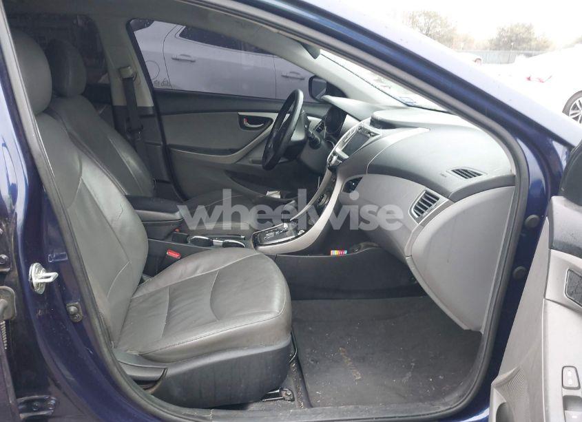 Photo 5 of 2013 Hyundai Elantra LIMITED (VIN 5NPDH4AE9DH202033)