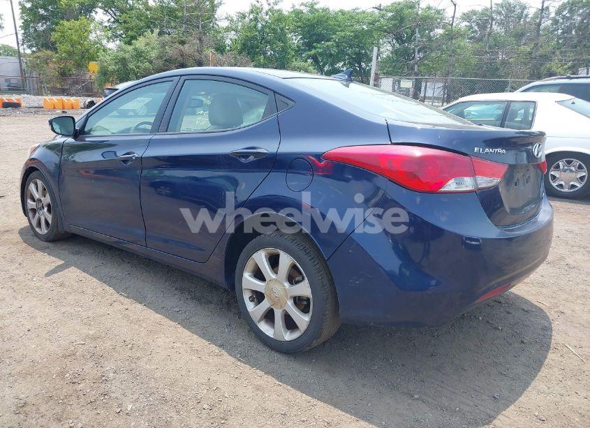 Photo 3 of 2013 Hyundai Elantra LIMITED (VIN 5NPDH4AE9DH205899)