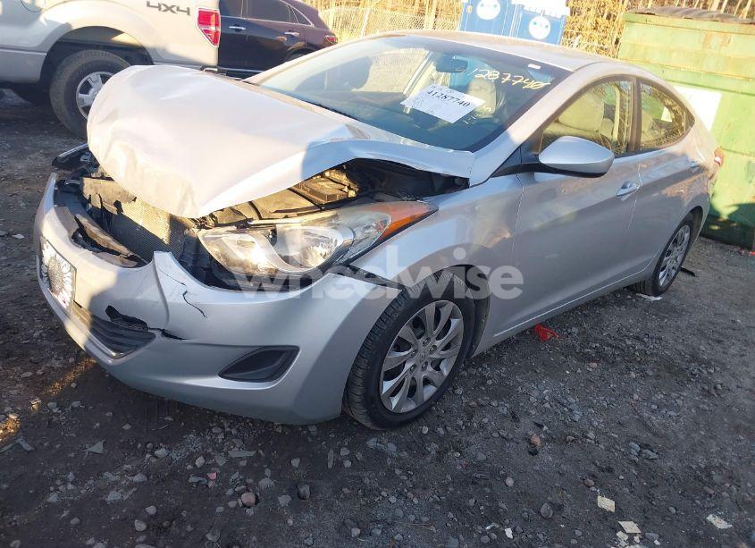 Photo 2 of 2013 Hyundai Elantra GLS (VIN 5NPDH4AE9DH220709)