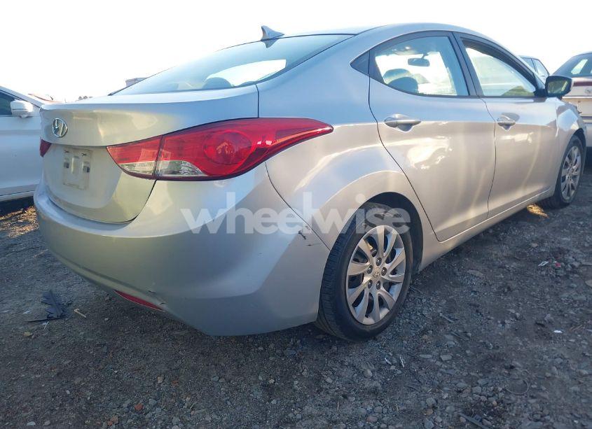 Photo 4 of 2013 Hyundai Elantra GLS (VIN 5NPDH4AE9DH220709)