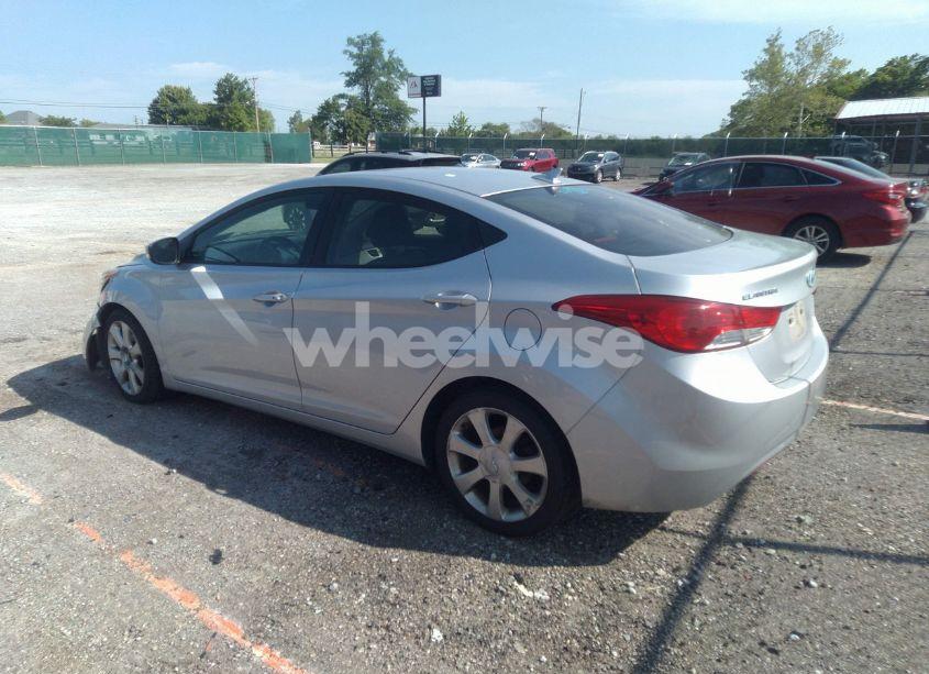 Photo 3 of 2013 Hyundai Elantra LIMITED (VIN 5NPDH4AE9DH228714)