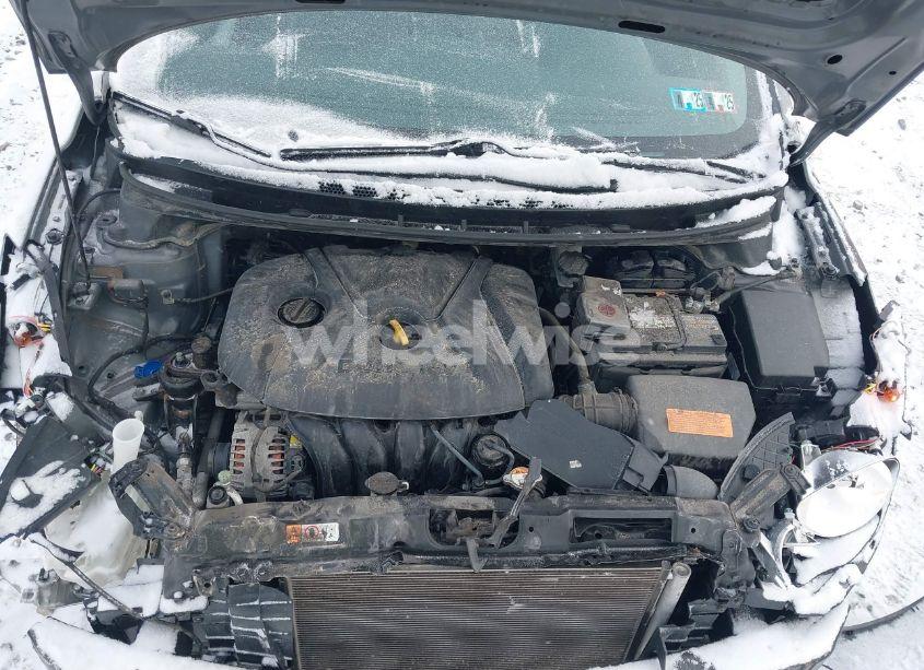 Photo 10 of 2013 Hyundai Elantra GLS (VIN 5NPDH4AE9DH232004)