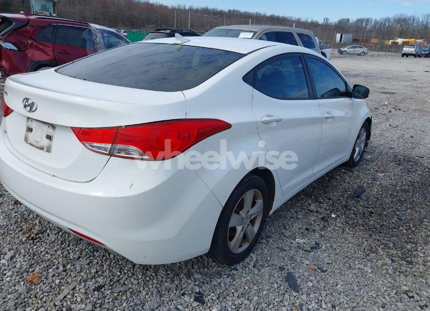 Photo 4 of 2013 Hyundai Elantra GLS (VIN 5NPDH4AE9DH260580)
