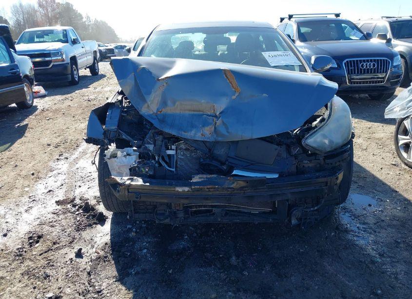 Photo 13 of 2013 Hyundai Elantra LIMITED (VIN 5NPDH4AE9DH261129)