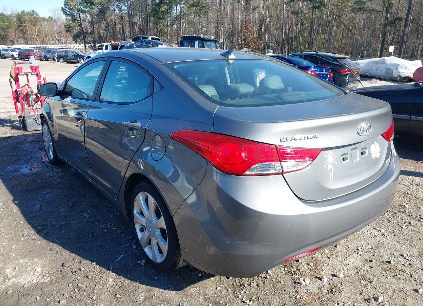 Photo 3 of 2013 Hyundai Elantra LIMITED (VIN 5NPDH4AE9DH261129)