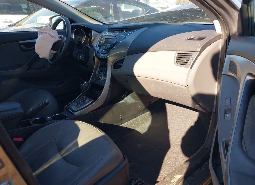 Photo 5 of 2013 Hyundai Elantra LIMITED (VIN 5NPDH4AE9DH261129)