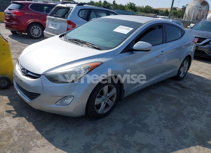 Photo 2 of 2013 Hyundai Elantra GLS (VIN 5NPDH4AE9DH271272)