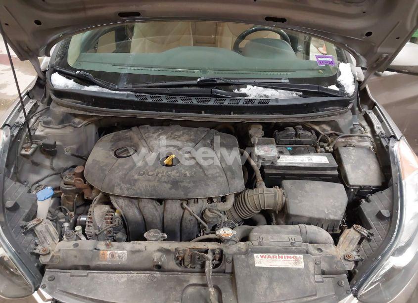 Photo 10 of 2013 Hyundai Elantra GLS (VIN 5NPDH4AE9DH271451)