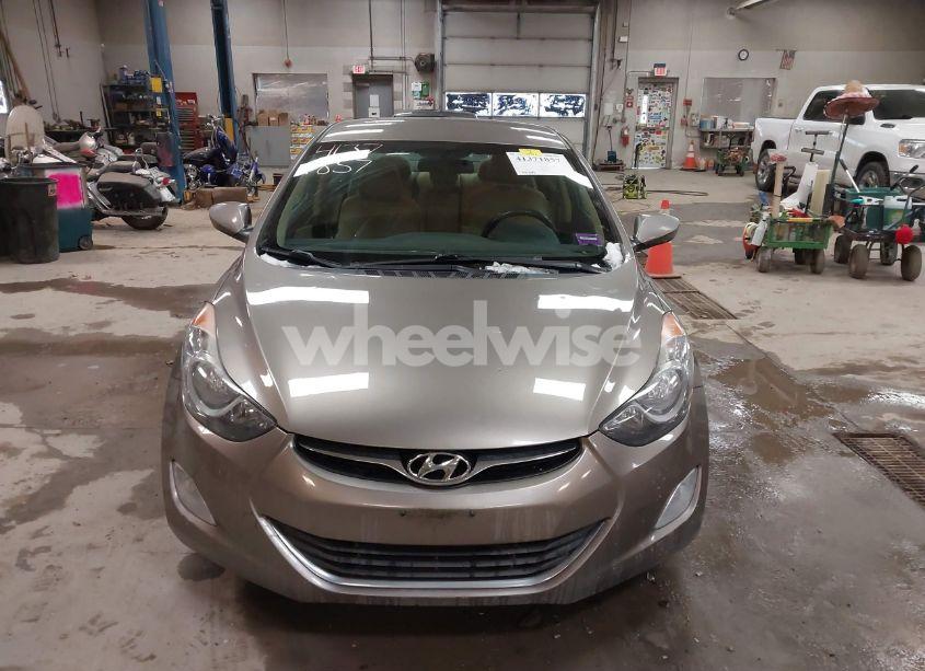 Photo 12 of 2013 Hyundai Elantra GLS (VIN 5NPDH4AE9DH271451)