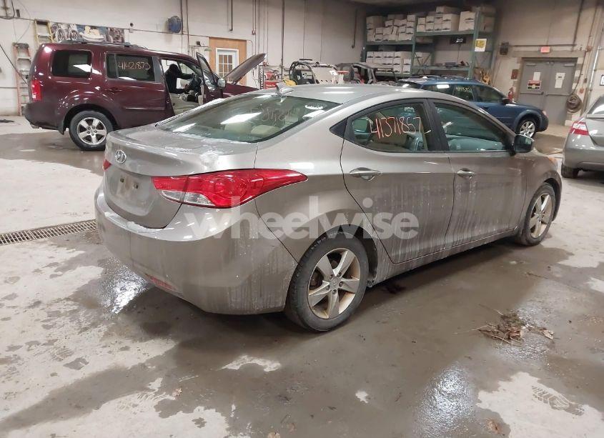 Photo 4 of 2013 Hyundai Elantra GLS (VIN 5NPDH4AE9DH271451)