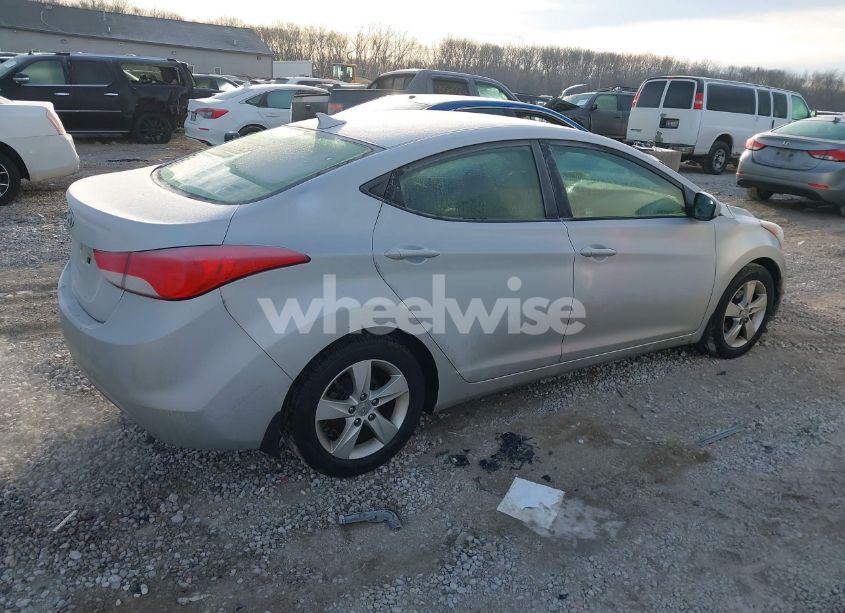 Photo 4 of 2013 Hyundai Elantra GLS (VIN 5NPDH4AE9DH273149)