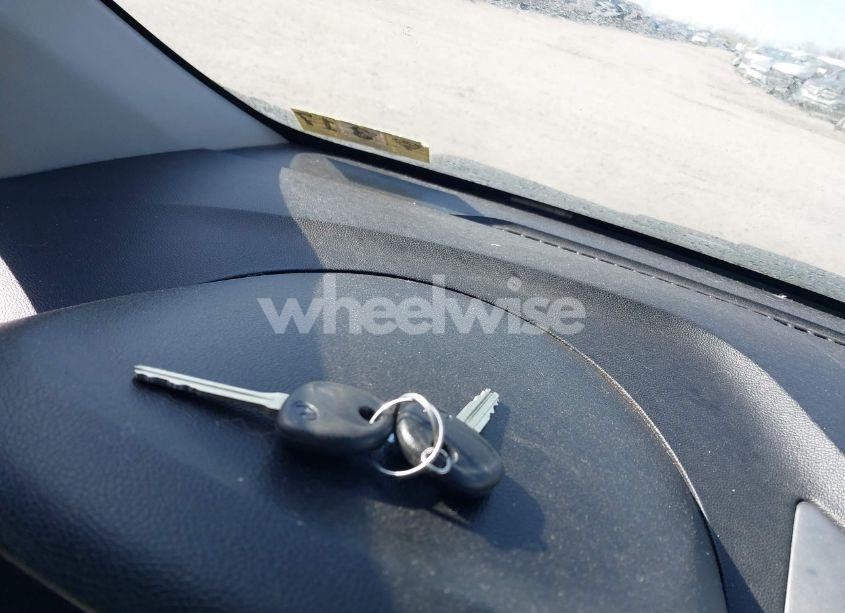 Photo 11 of 2013 Hyundai Elantra GLS (VIN 5NPDH4AE9DH276570)