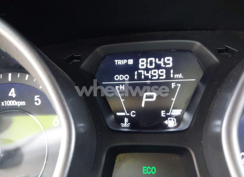 Photo 15 of 2013 Hyundai Elantra LIMITED (VIN 5NPDH4AE9DH284135)