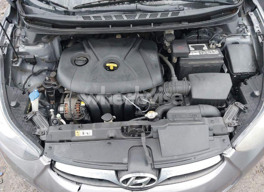 Photo 10 of 2013 Hyundai Elantra GLS (VIN 5NPDH4AE9DH286046)