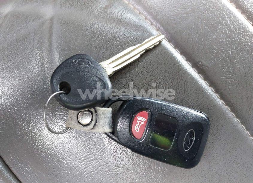 Photo 11 of 2013 Hyundai Elantra GLS (VIN 5NPDH4AE9DH286046)