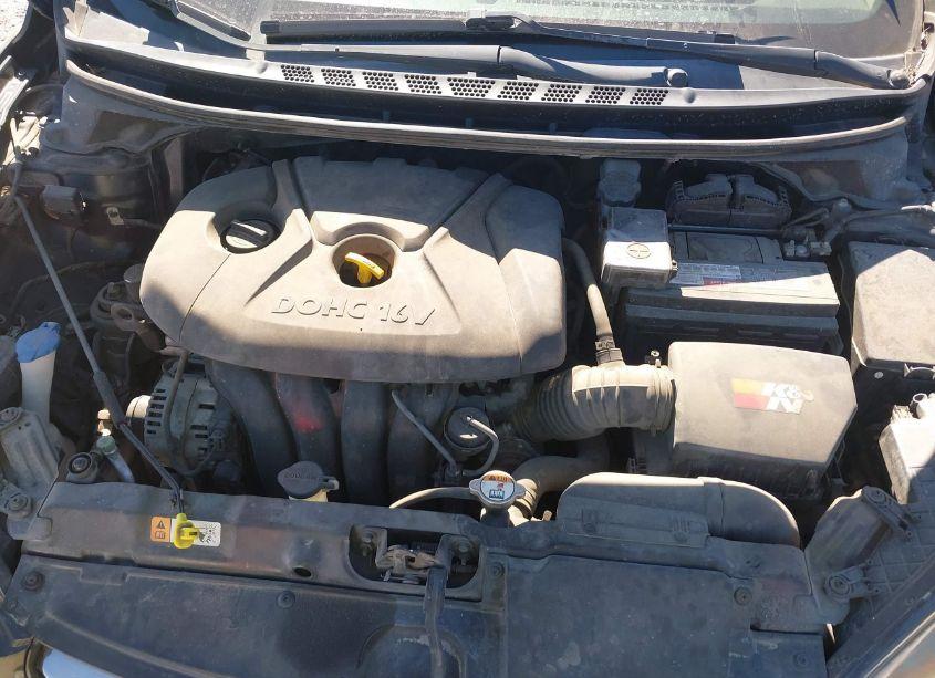 Photo 10 of 2013 Hyundai Elantra GLS (VIN 5NPDH4AE9DH300446)