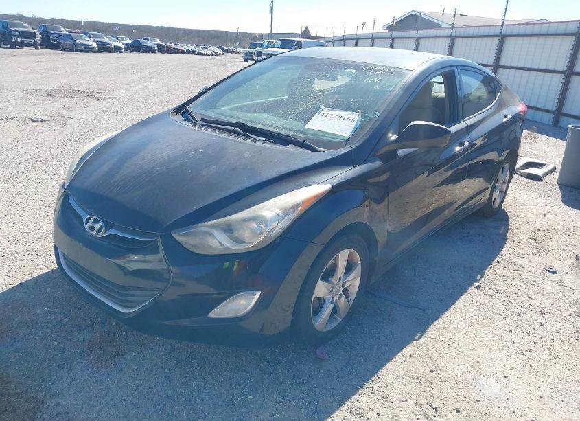 Photo 2 of 2013 Hyundai Elantra GLS (VIN 5NPDH4AE9DH300446)