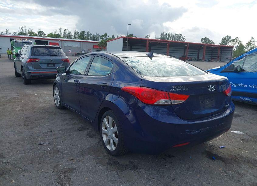 Photo 3 of 2013 Hyundai Elantra LIMITED (VIN 5NPDH4AE9DH300866)