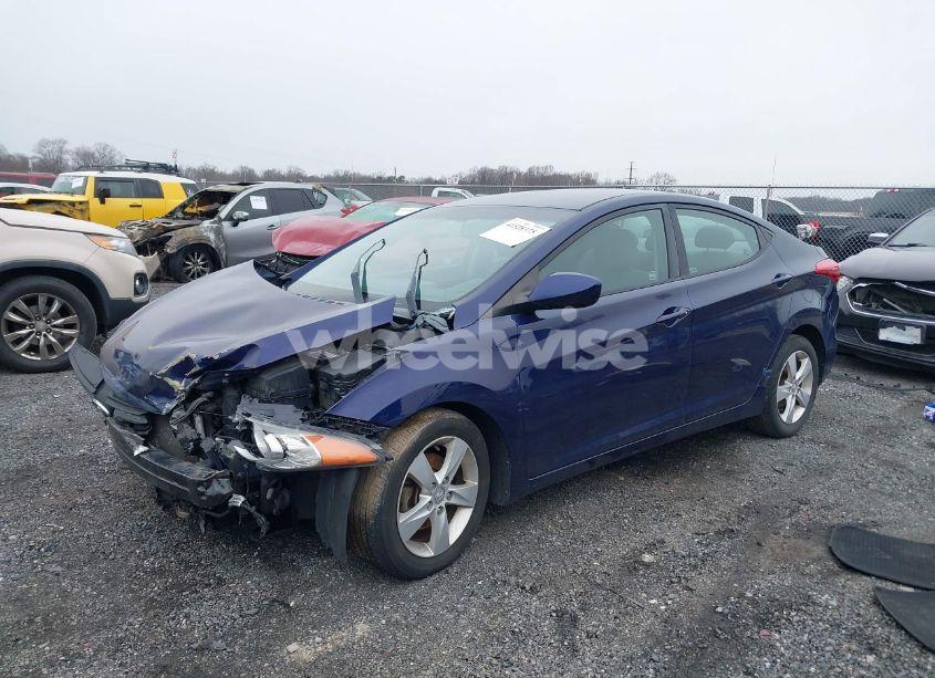 Photo 2 of 2013 Hyundai Elantra GLS (VIN 5NPDH4AE9DH312581)