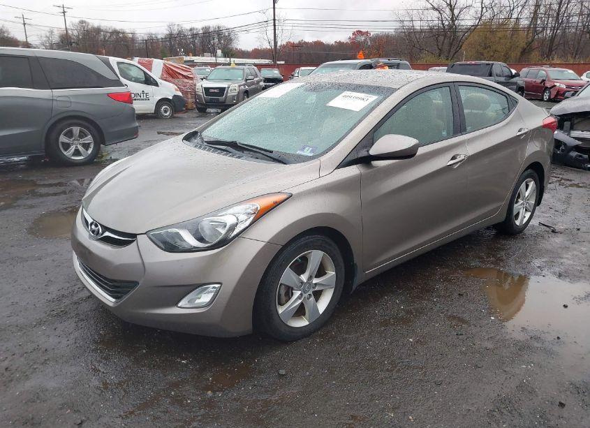 Photo 2 of 2013 Hyundai Elantra GLS (VIN 5NPDH4AE9DH321006)