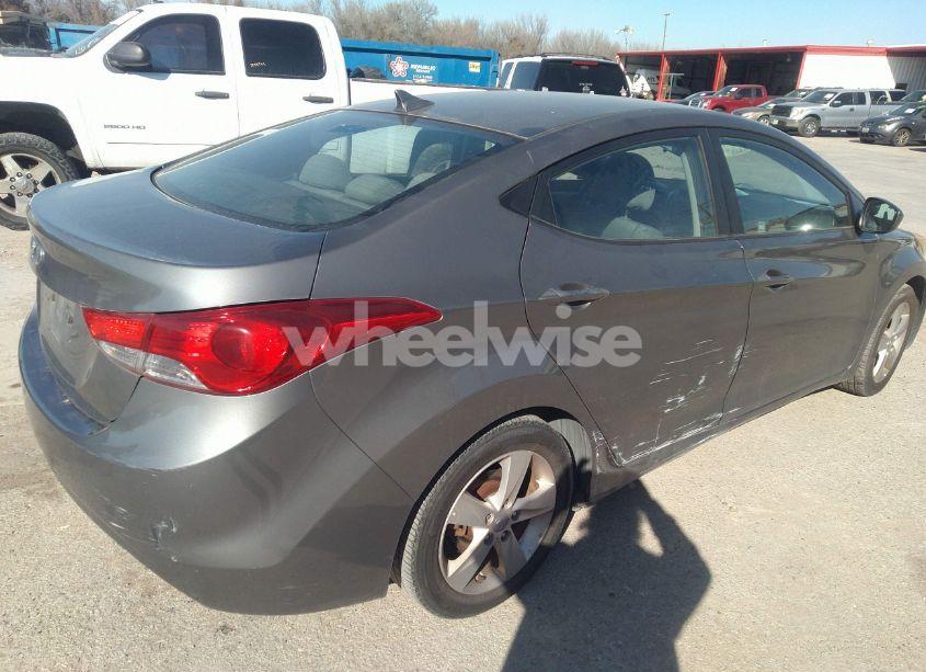 Photo 4 of 2013 Hyundai Elantra GLS (VIN 5NPDH4AE9DH323970)