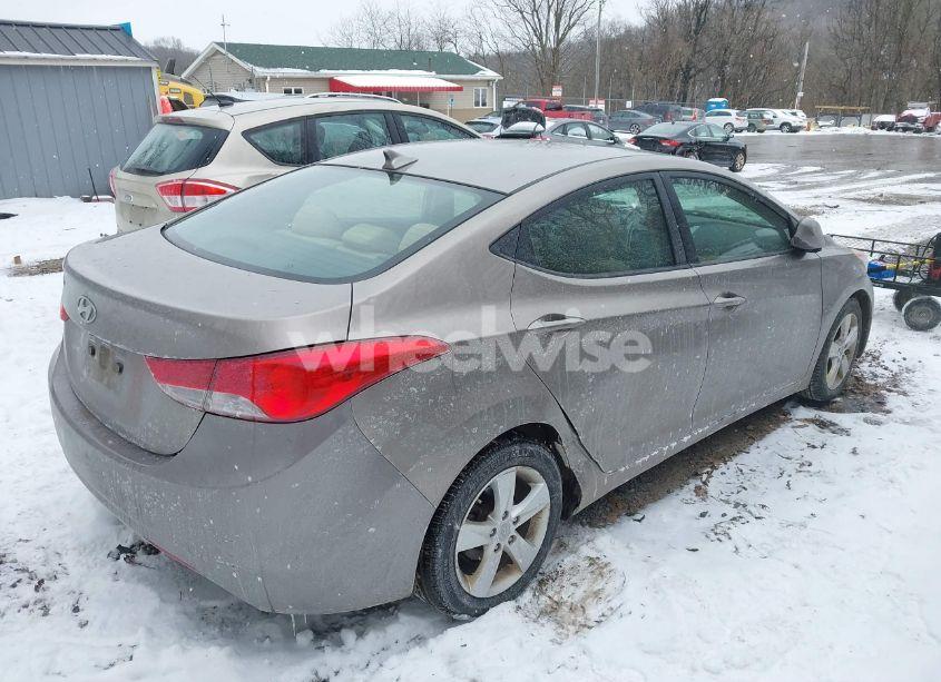 Photo 4 of 2013 Hyundai Elantra GLS (VIN 5NPDH4AE9DH332538)