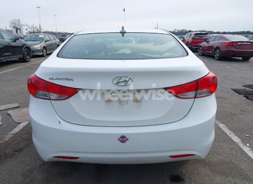 Photo 16 of 2013 Hyundai Elantra GLS (VIN 5NPDH4AE9DH356242)