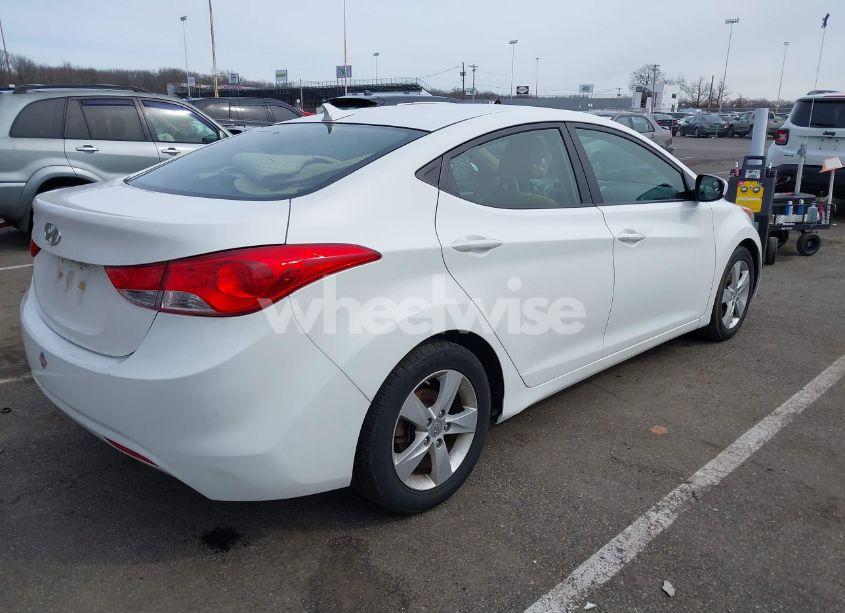 Photo 4 of 2013 Hyundai Elantra GLS (VIN 5NPDH4AE9DH356242)